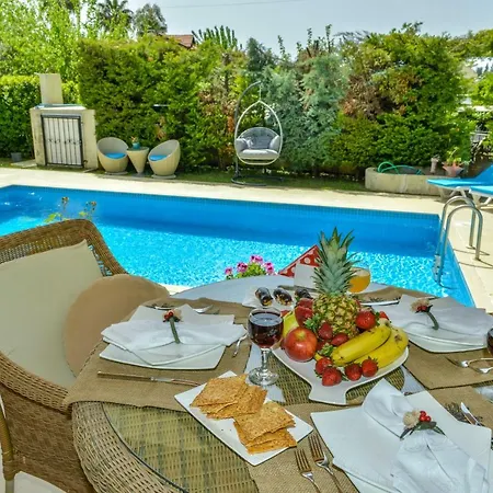 Calis Beach Holiday With Private Pool Villa Fethiye